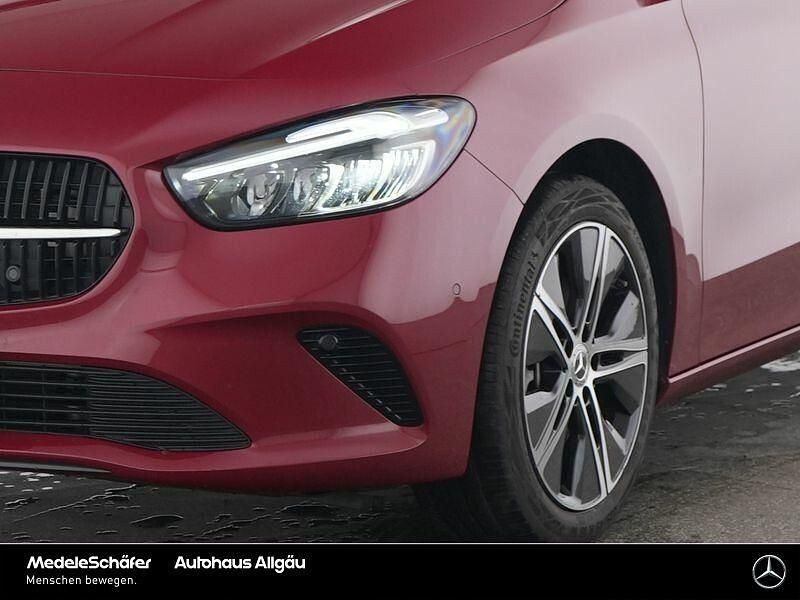 Gebraucht Mercedes E250 Progressive 163 PS (119 kW) 2024 Rot Limousine