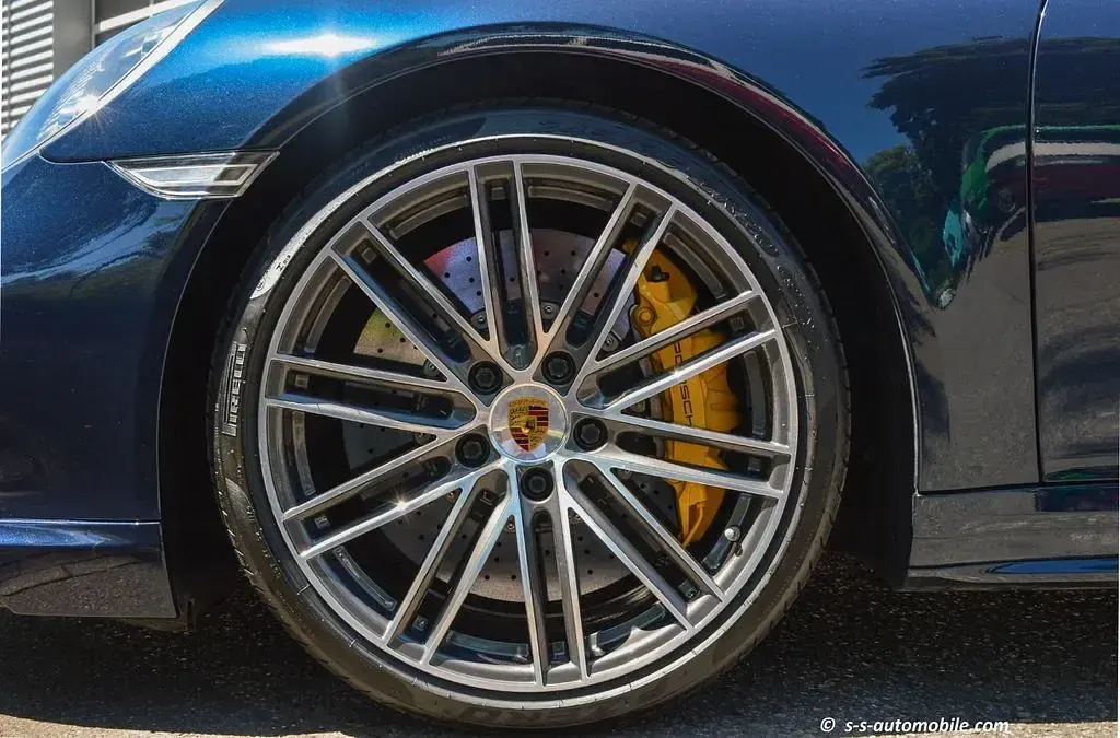 Gebraucht Porsche 991 581 PS (427 kW) 2016 Nachtblaumetallic Cabrio
