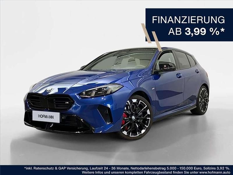 Portimao blau metallic Gebraucht 2024 BMW M1 M Sport Coupé | 45.960 € (Teuer) - Bild 1/3