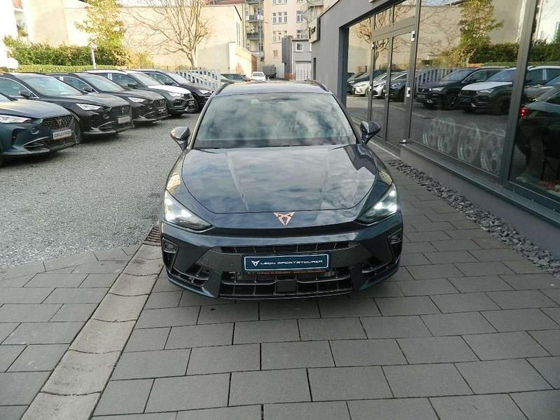 Gebraucht Cupra Leon VZ3 333 PS (244 kW) 2025 Magnetic grau metallic Kombi