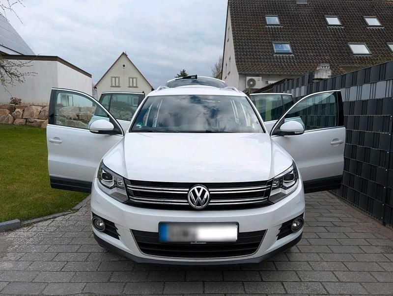 Gebraucht VW Tiguan LOUNGE 150 PS (110 kW) 2016 Weiß SUV