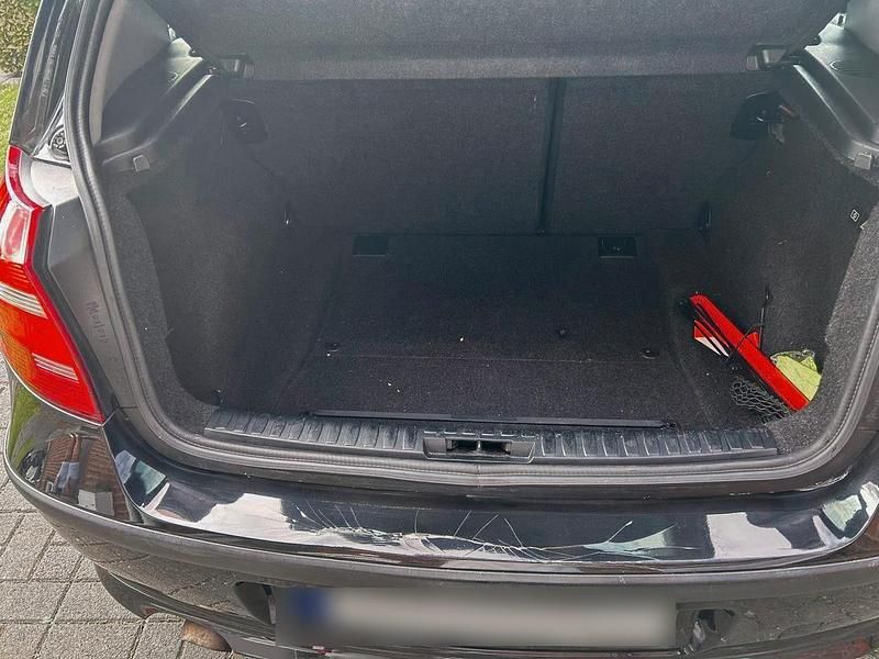 Gebraucht BMW 116 122 PS (89 kW) 2008 Schwarz Kleinwagen