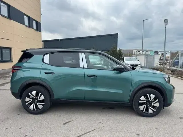 Neu Opel Frontera Ultimate 145 PS (106 kW) 2026 Grün SUV