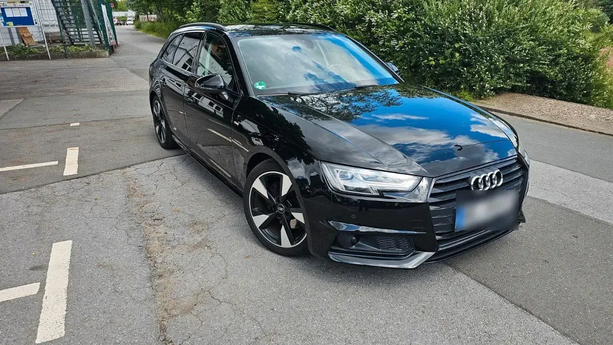 Gebraucht Audi A4 S-Line 150 PS (110 kW) 2017 Schwarz Kombi