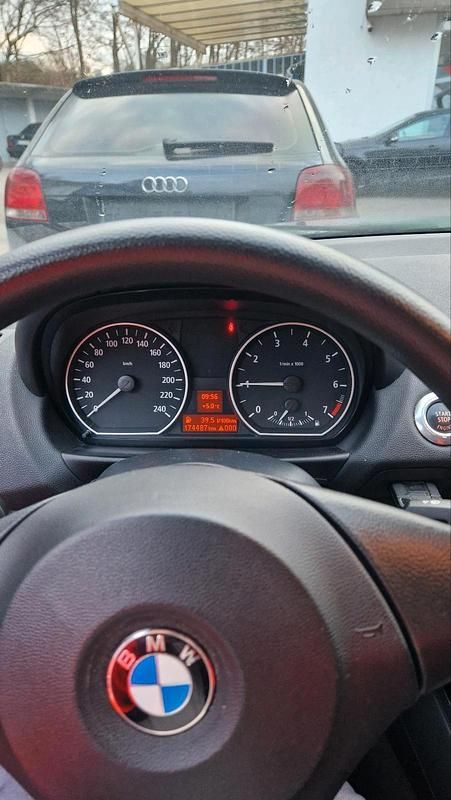 Gebraucht BMW 116 116 PS (85 kW) 2005 Grau Kleinwagen