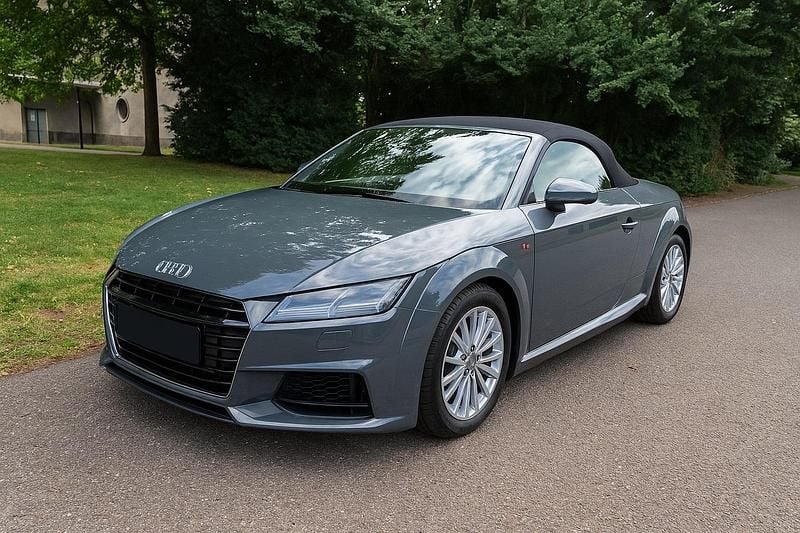 Grau Gebraucht 2018 Audi TT Roadster S-Line Cabrio | 25.500 € (Fairer Preis) - Bild 1/4