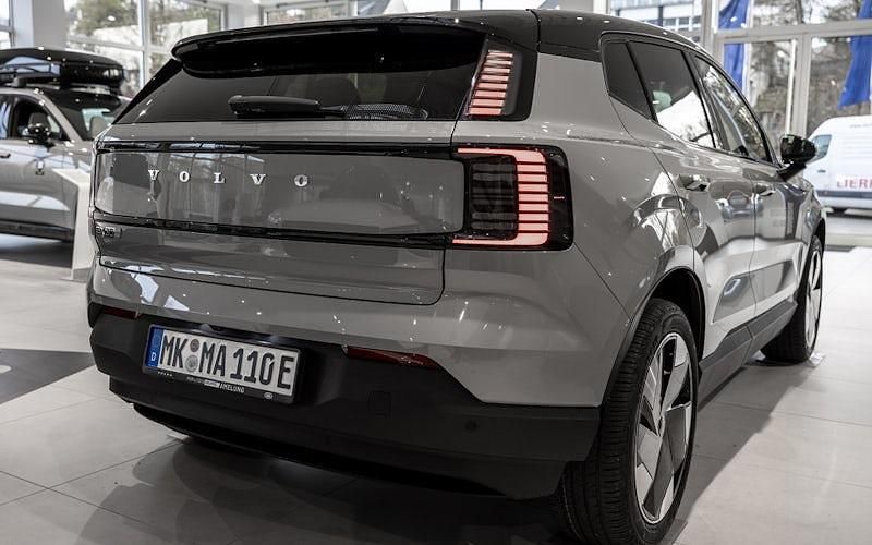 Gebraucht Volvo EX30 Plus 200 kW (272 PS) 2025 Vapour grey SUV