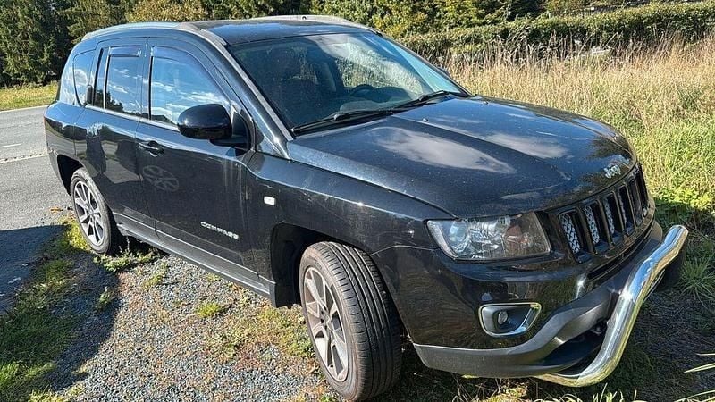 Schwarz Gebraucht 2014 Jeep Compass Limited SUV | 7.950 € (Guter Preis) - Bild 1/4