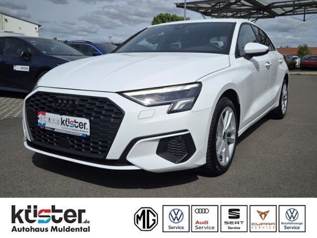 Weiß Gebraucht 2023 Audi A3 Limousine | 23.590 € (Guter Preis) - Bild 1/4