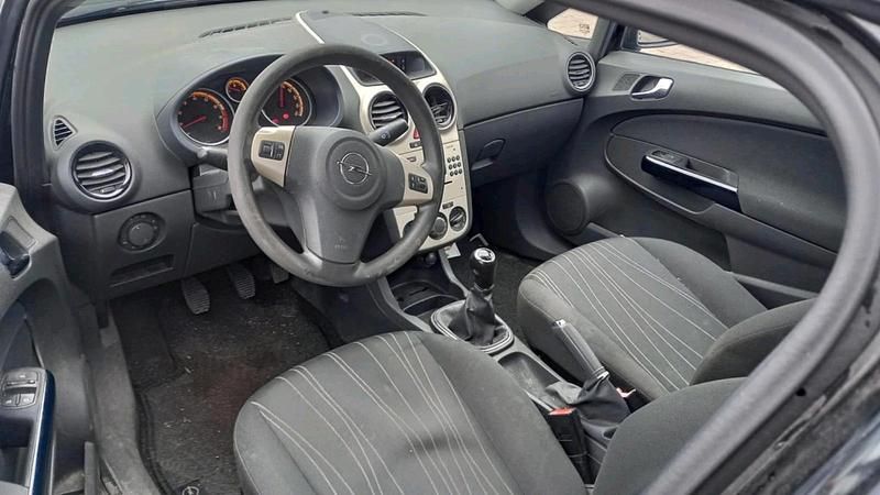 Gebraucht Opel Corsa 90 PS (66 kW) 2009 Schwarz Kleinwagen