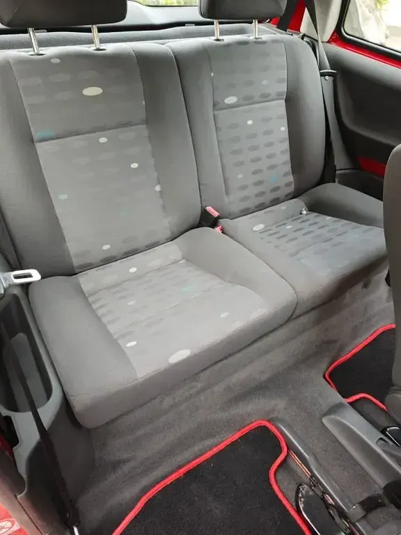 Gebraucht VW Lupo 50 PS (36 kW) 2004 Rot Kleinwagen