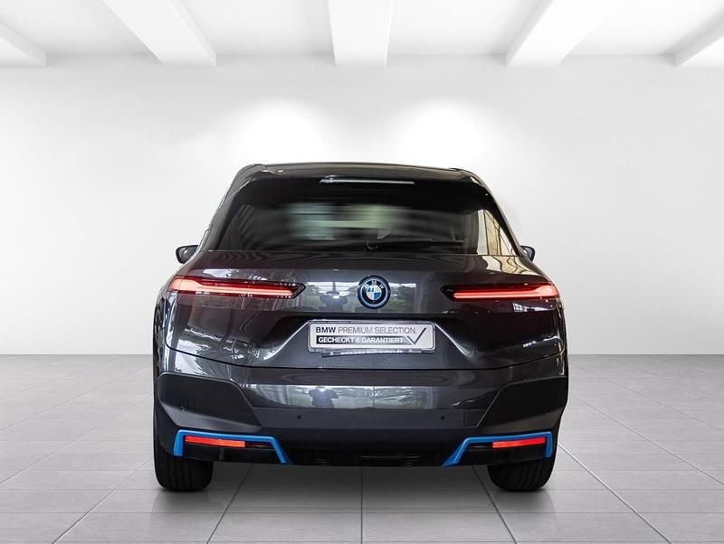 Gebraucht BMW iX 250 kW (340 PS) 2022 Metallic SUV