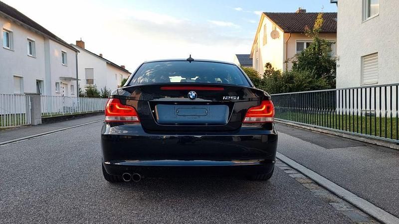 Gebraucht BMW 125 Sport Line 218 PS (160 kW) 2008 Schwarz Kleinwagen