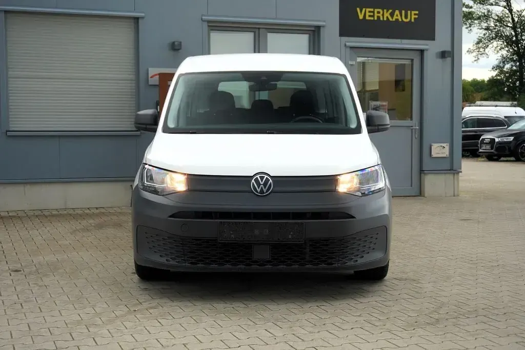 Gebraucht VW Caddy 102 PS (75 kW) 2021 Weiß Van / Kleinbus
