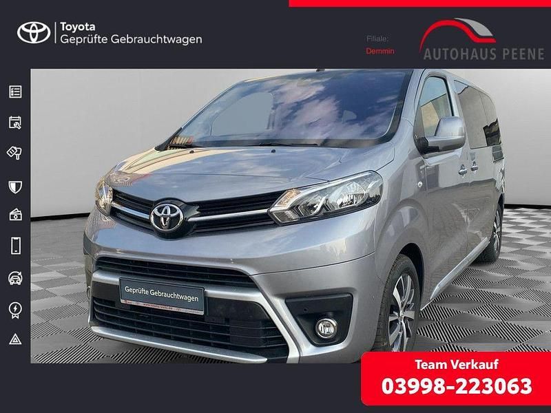 Gebraucht Toyota Proace Verso Plus 177 PS (130 kW) 2023 Bismutsilber metallic Kombi