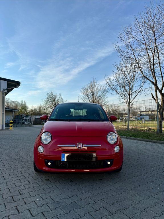 Rot Gebraucht 2011 Fiat 500 Lounge Kleinwagen | 4.700 € (Guter Preis) - Bild 1/4