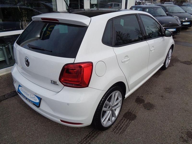 Gebraucht VW Polo Highline 90 PS (66 kW) 2016 Weiß Limousine