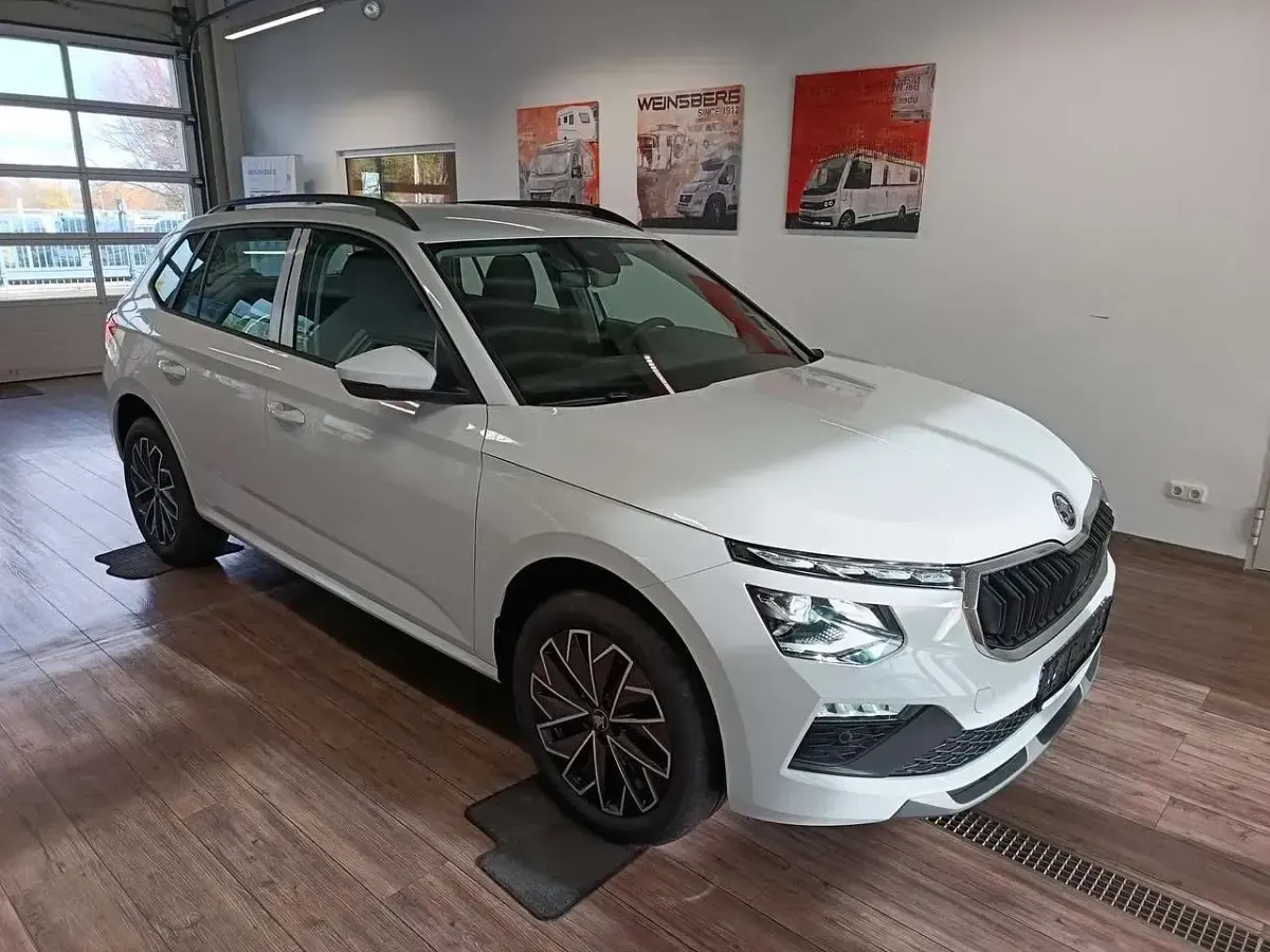 Neu Skoda Kamiq 150 PS (110 kW) 2025 Weiß SUV