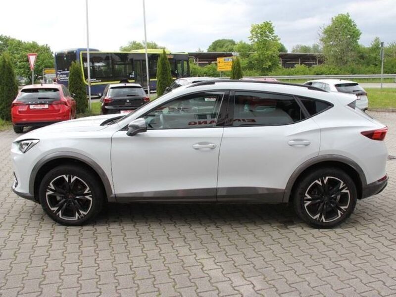 Nevadaweiss (metallic) Gebraucht 2024 Cupra Formentor SUV | 25.950 € (Superpreis) - Bild 1/4