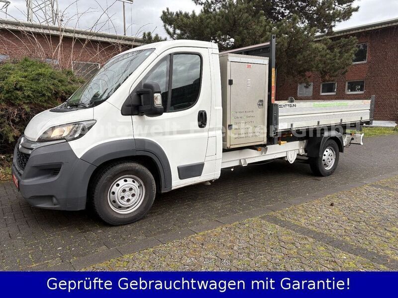 Weiß Gebraucht 2015 Citroën Jumper Van / Kleinbus | 16.890 € (Fairer Preis) - Bild 1/4