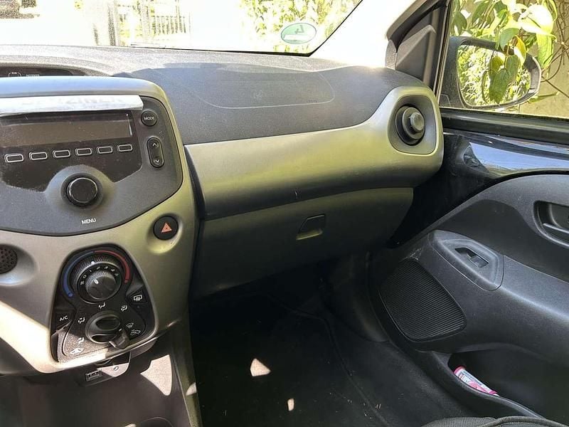Schwarz Gebraucht 2017 Citroën C1 Feel Kleinwagen | 6.999 € (Fairer Preis) - Bild 1/4