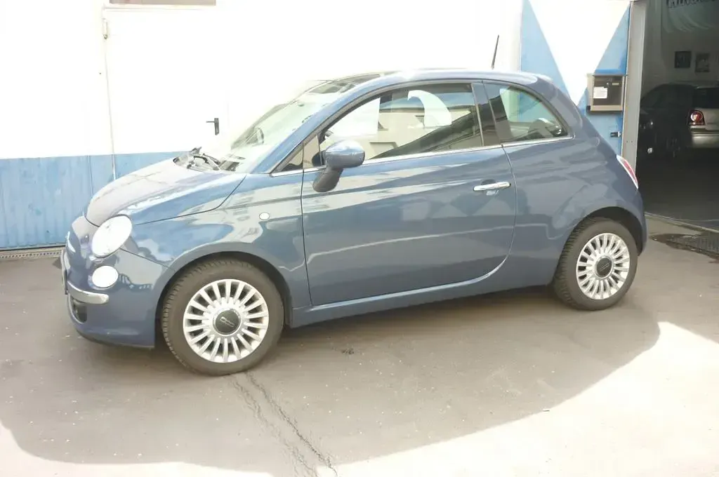 Gebraucht Fiat 500 Lounge 69 PS (50 kW) 2013 Blau