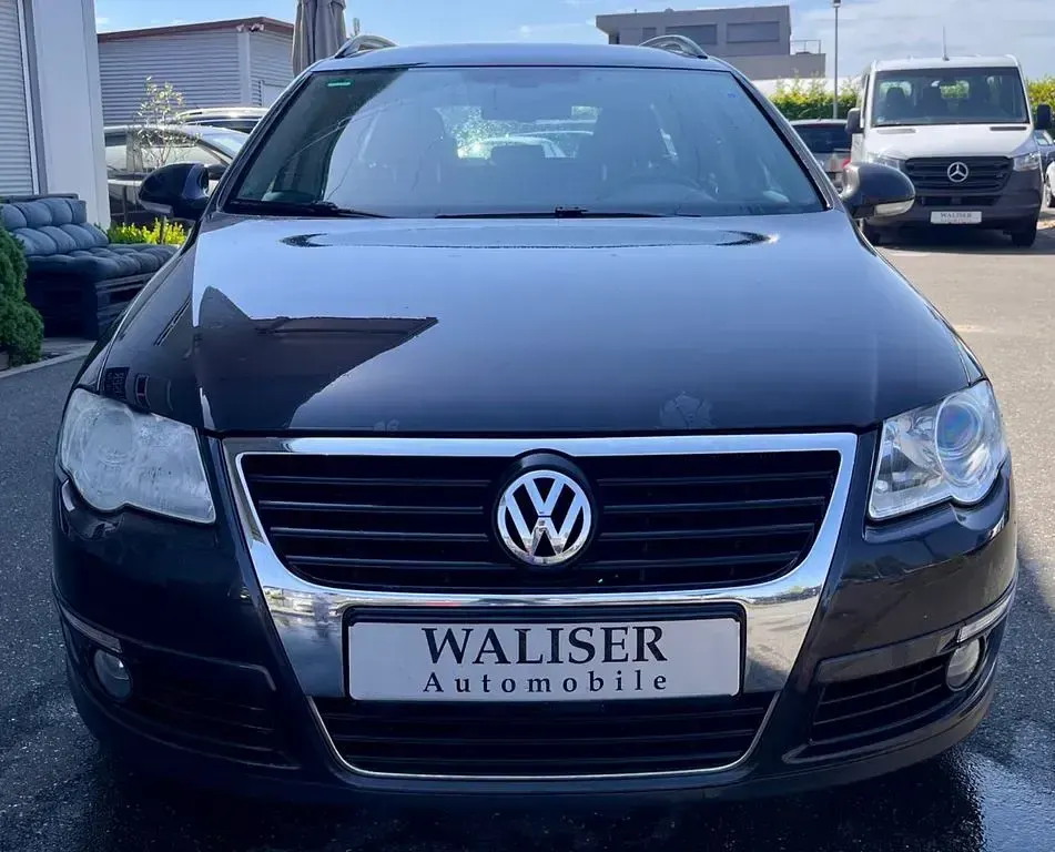 Gebraucht VW Passat Comfortline 116 PS (85 kW) 2007 Mocha anthracite pearlescent Kombi