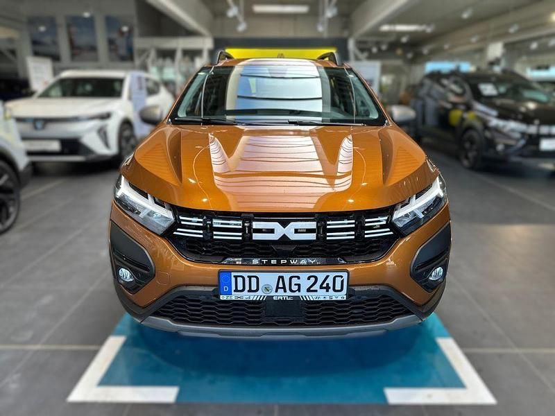Gebraucht Dacia Sandero Stepway 91 PS (66 kW) 2023 Orange Kleinwagen