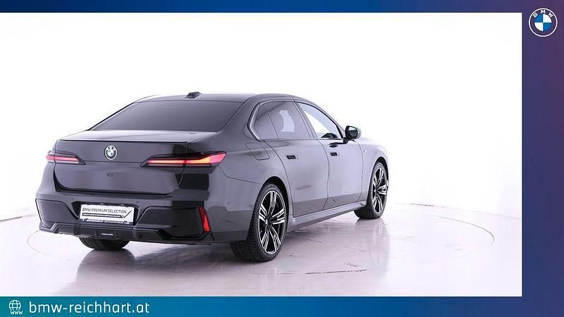 Gebraucht BMW 740 M Sport 286 PS (210 kW) 2024 Grau Limousine