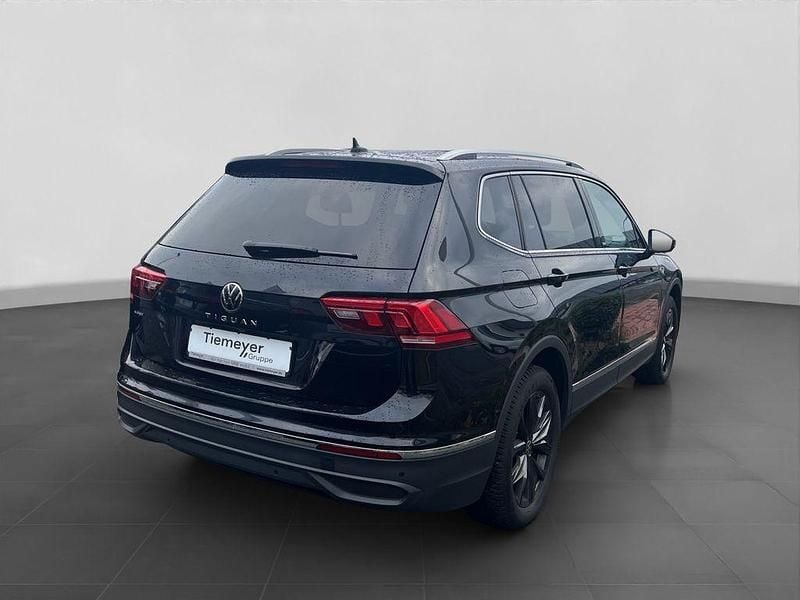 Gebraucht VW Tiguan Allspace Move 150 PS (110 kW) 2025 Schwarz SUV
