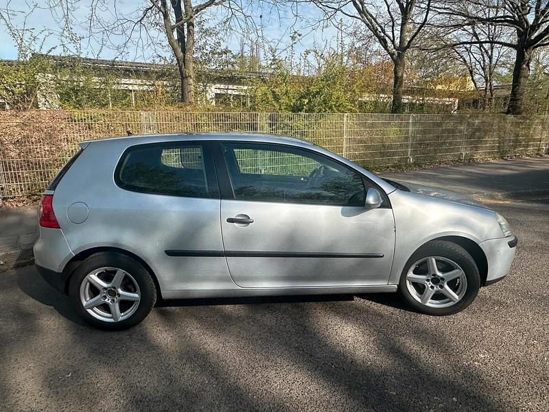 Gebraucht VW Golf V 75 PS (55 kW) 2006 Silber Kleinwagen