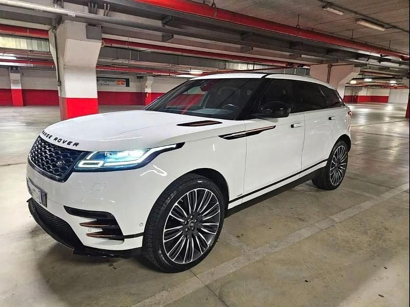 Weiß Gebraucht 2017 Land Rover Range Rover Velar SE Dynamic SUV | 22.950 € (Teuer) - Bild 1/4