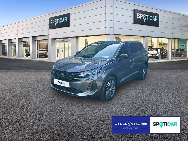 Grau Gebraucht 2023 Peugeot 5008 Allure Van / Kleinbus | 28.885 € (Guter Preis) - Bild 1/4