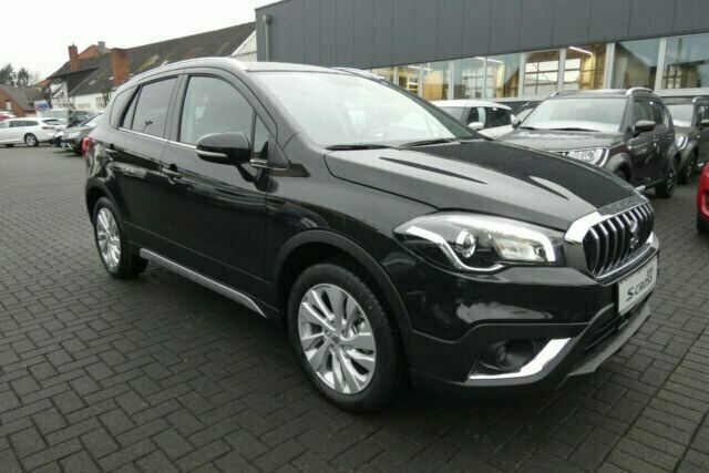 Gebraucht Suzuki SX4 S-Cross 129 PS (94 kW) 2020 Schwarz metallic SUV