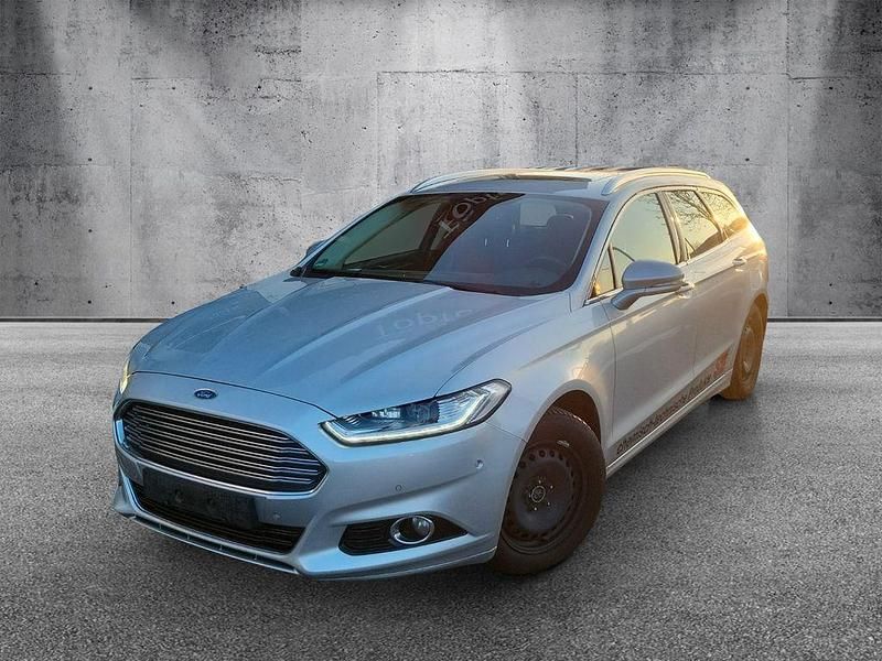 Silber Gebraucht 2015 Ford Mondeo Titanium Limousine | 7.400 € (Etwas zu teuer) - Bild 1/4