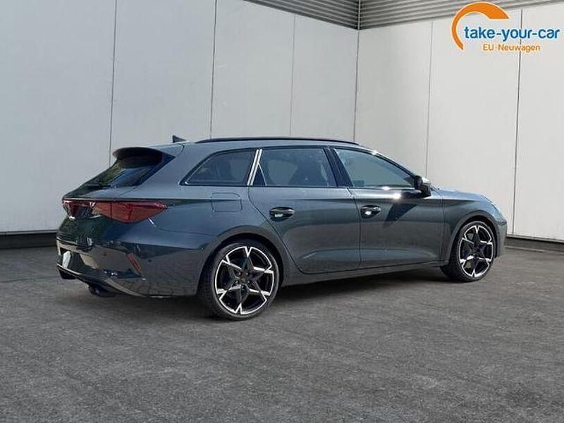 Gebraucht Cupra Leon VZ 333 PS (244 kW) 2025 Fiord blue Kombi