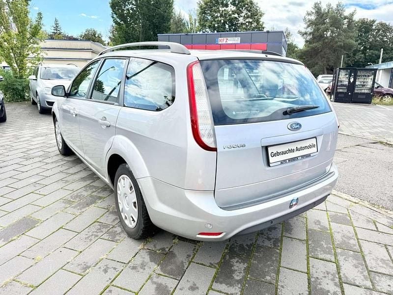Gebraucht Ford Focus 101 PS (74 kW) 2009 Silber Kombi