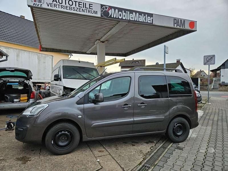 Braunmetallic Gebraucht 2015 Citroën Berlingo Van / Kleinbus | 7.333 € (Guter Preis) - Bild 1/4