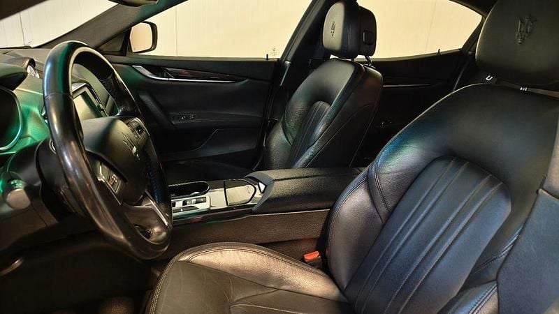 Gebraucht Maserati Ghibli 275 PS (202 kW) 2014 Weiß Limousine