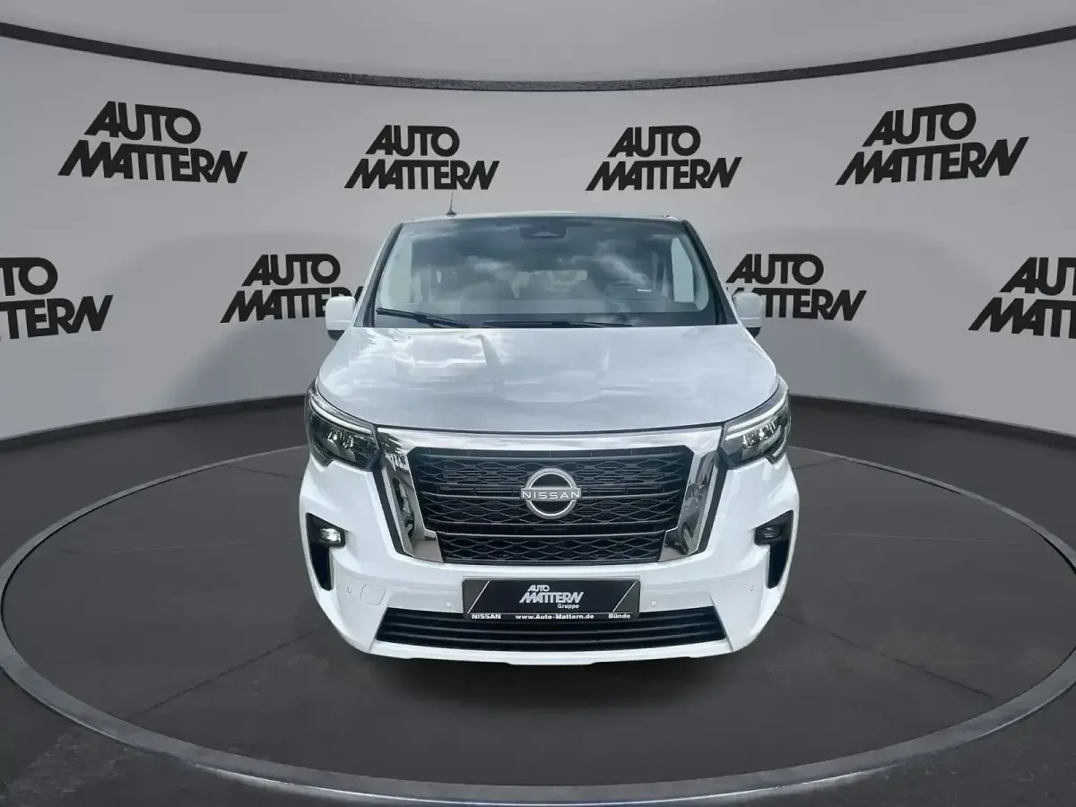 Neu Nissan Primastar Tekna 125 PS (91 kW) 2026 Weiß Van / Kleinbus