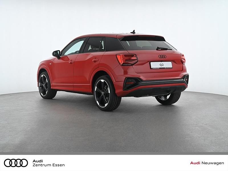 Neu Audi Q2 Competition 150 PS (110 kW) 2026 Rot SUV