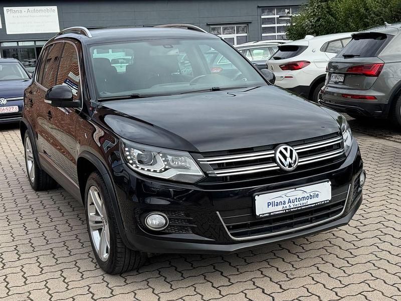 Schwarz Gebraucht 2015 VW Tiguan LOUNGE SUV | 12.899 € (Fairer Preis) - Bild 1/4