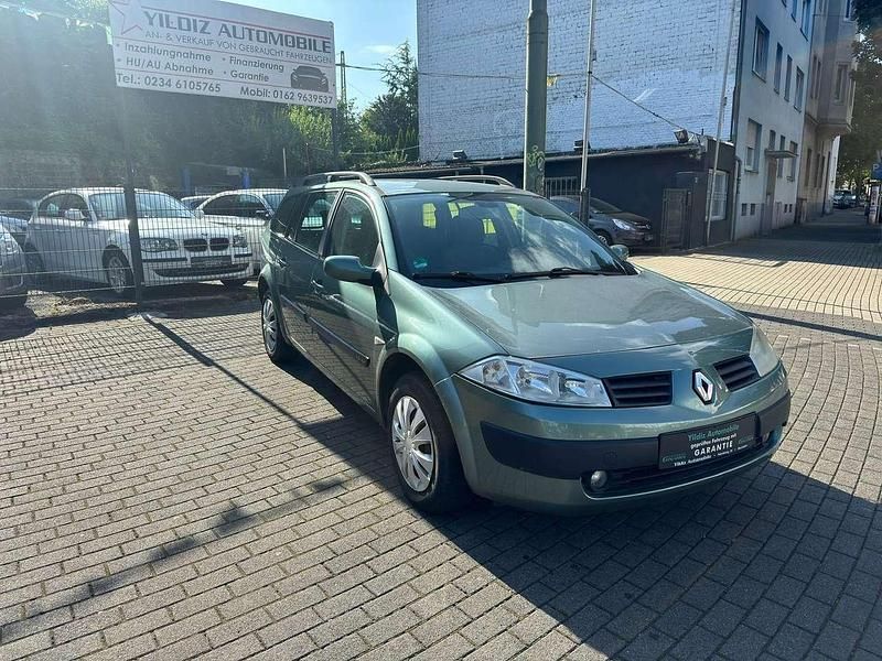 Gebraucht Renault Mégane GrandTour Expression 113 PS (83 kW) 2003 Kupfergrün Kombi
