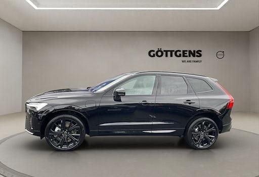 Neu Volvo XC60 Plus 407 PS (299 kW) 2026 Schwarz SUV