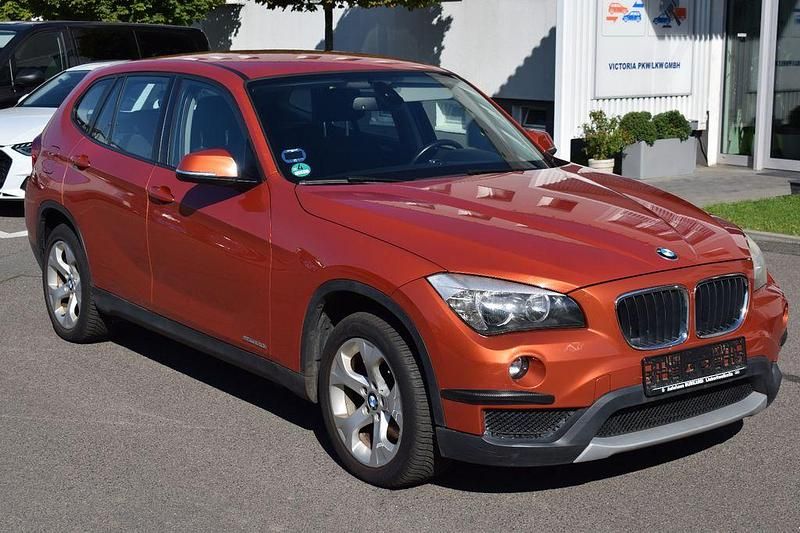 Orange Gebraucht 2013 BMW X1 SUV | 10.700 € (Superpreis) - Bild 1/4