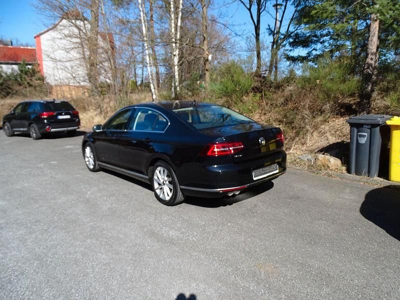 Gebraucht VW Passat Highline 190 PS (139 kW) 2015 Schwarz Limousine