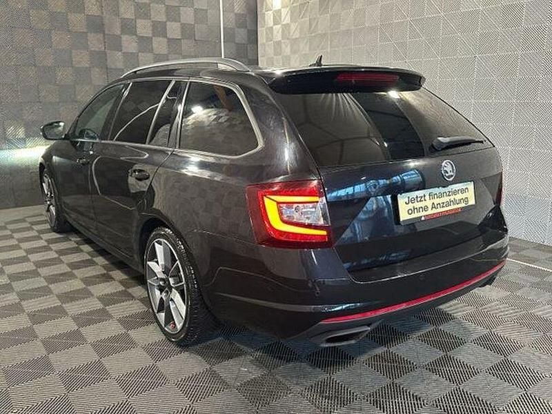 Second-hand Skoda Octavia RS 245 CP (180 kW) 2019 Negru Berlinǎ