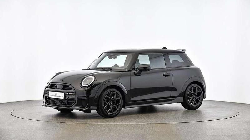 Schwarz Gebraucht 2024 Mini John Cooper Works Kleinwagen | 31.967 € (Guter Preis) - Bild 1/4