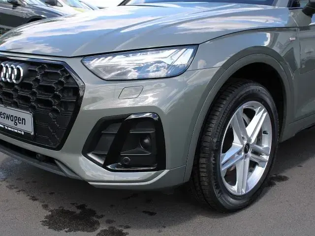 Gebraucht Audi Q5 S-Line 204 PS (150 kW) 2024 Grau SUV