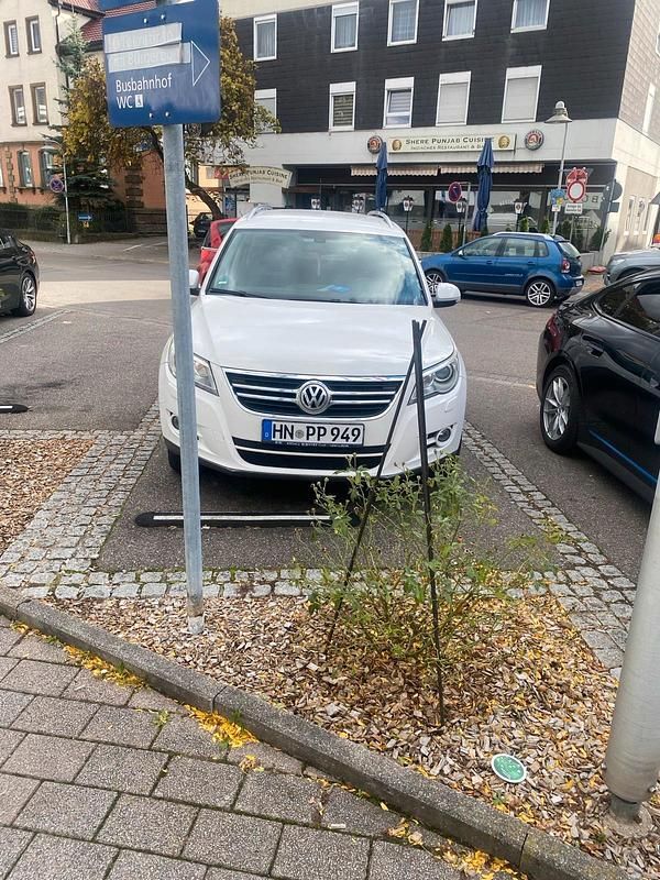 Weiß Gebraucht 2009 VW Tiguan SUV | 8.700 € (Fairer Preis) - Bild 1/4